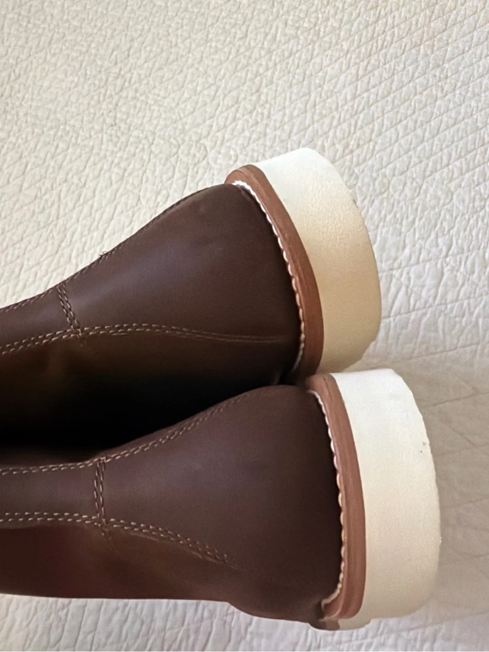 Quince NEW  Crafted Leather Moc Toe Size 11 Men’s Brown Cafe Boots